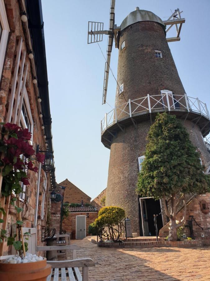 ホテル The Windmill スカーバラ エクステリア 写真