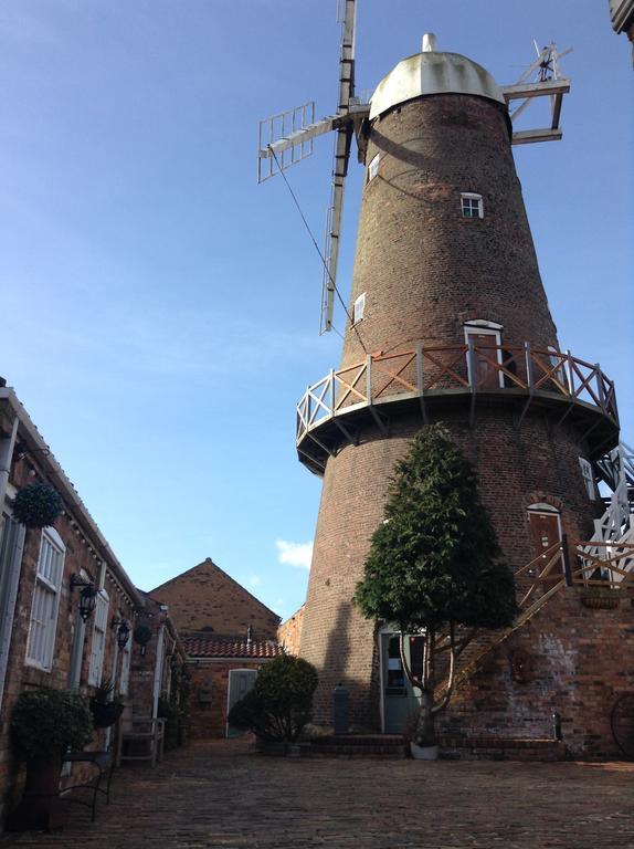 ホテル The Windmill スカーバラ エクステリア 写真